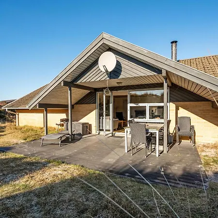 In Henne With Sauna Henne Strand