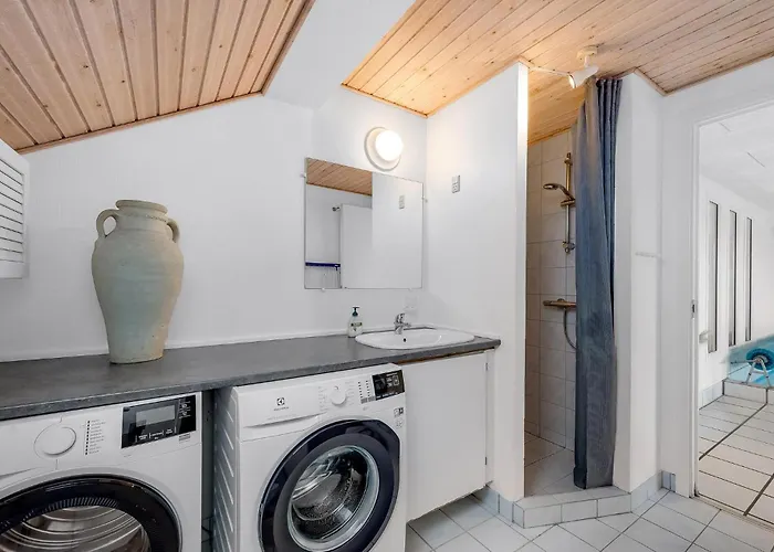 Feriehus Pet Friendly In Henne With Sauna Henne Strand