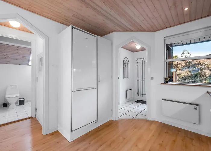 Pet Friendly In Henne With Sauna Feriehus Henne Strand