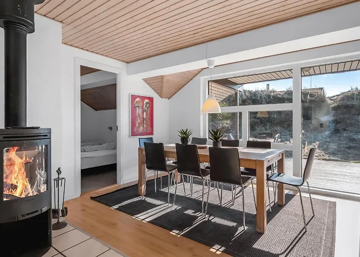 Pet Friendly In Henne With Sauna Feriehus